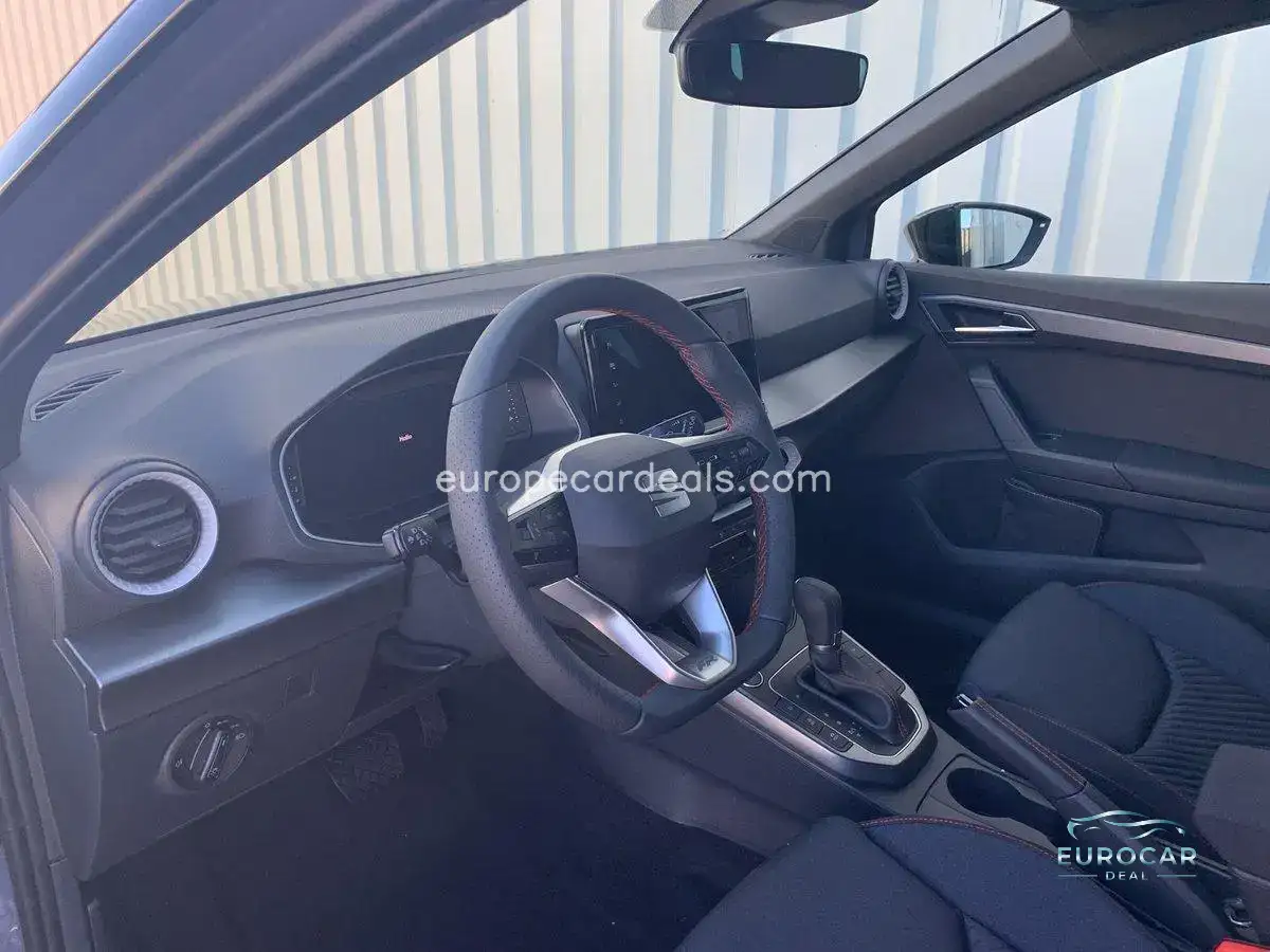 Seat Arona