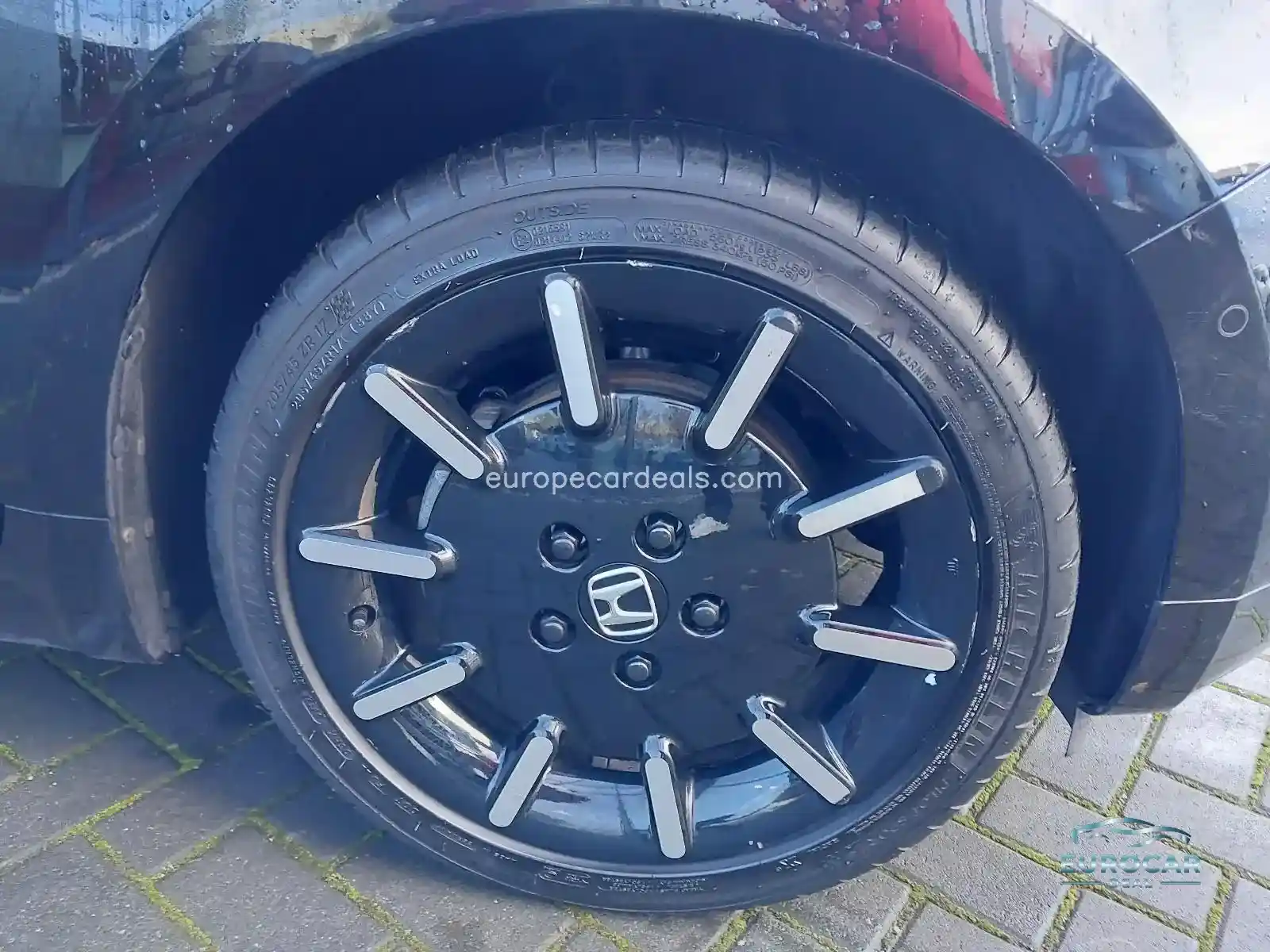 Honda e