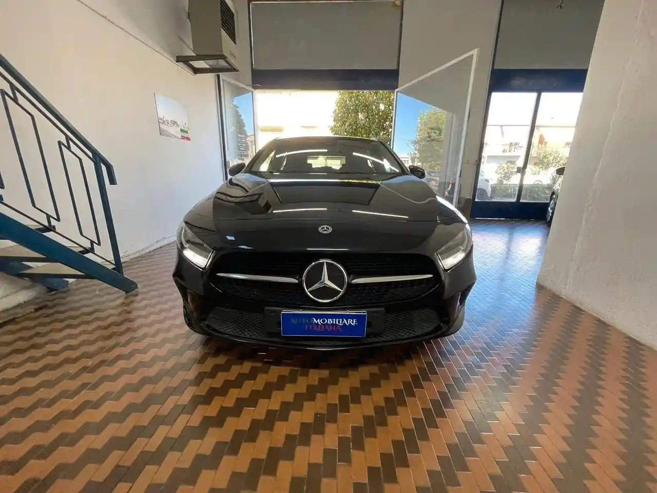 Mercedes-Benz A 180