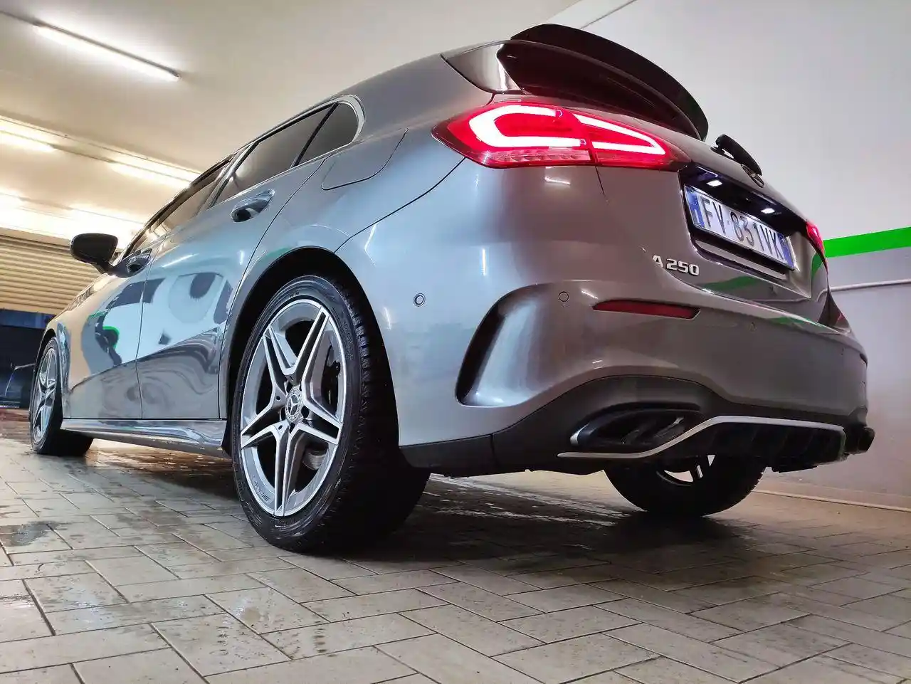 Mercedes-Benz A 250