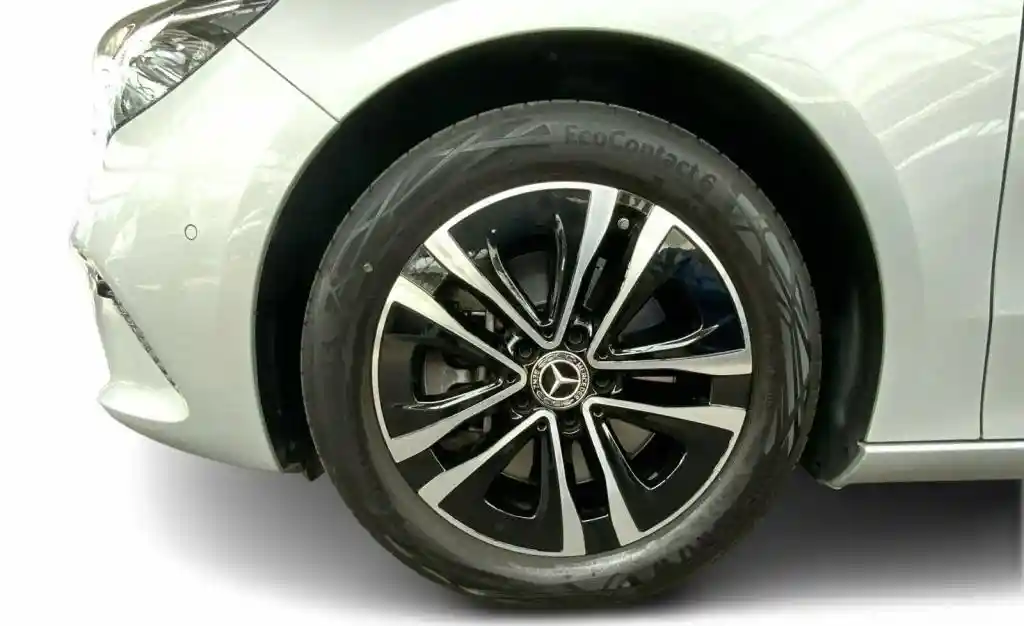 Mercedes-Benz B 250