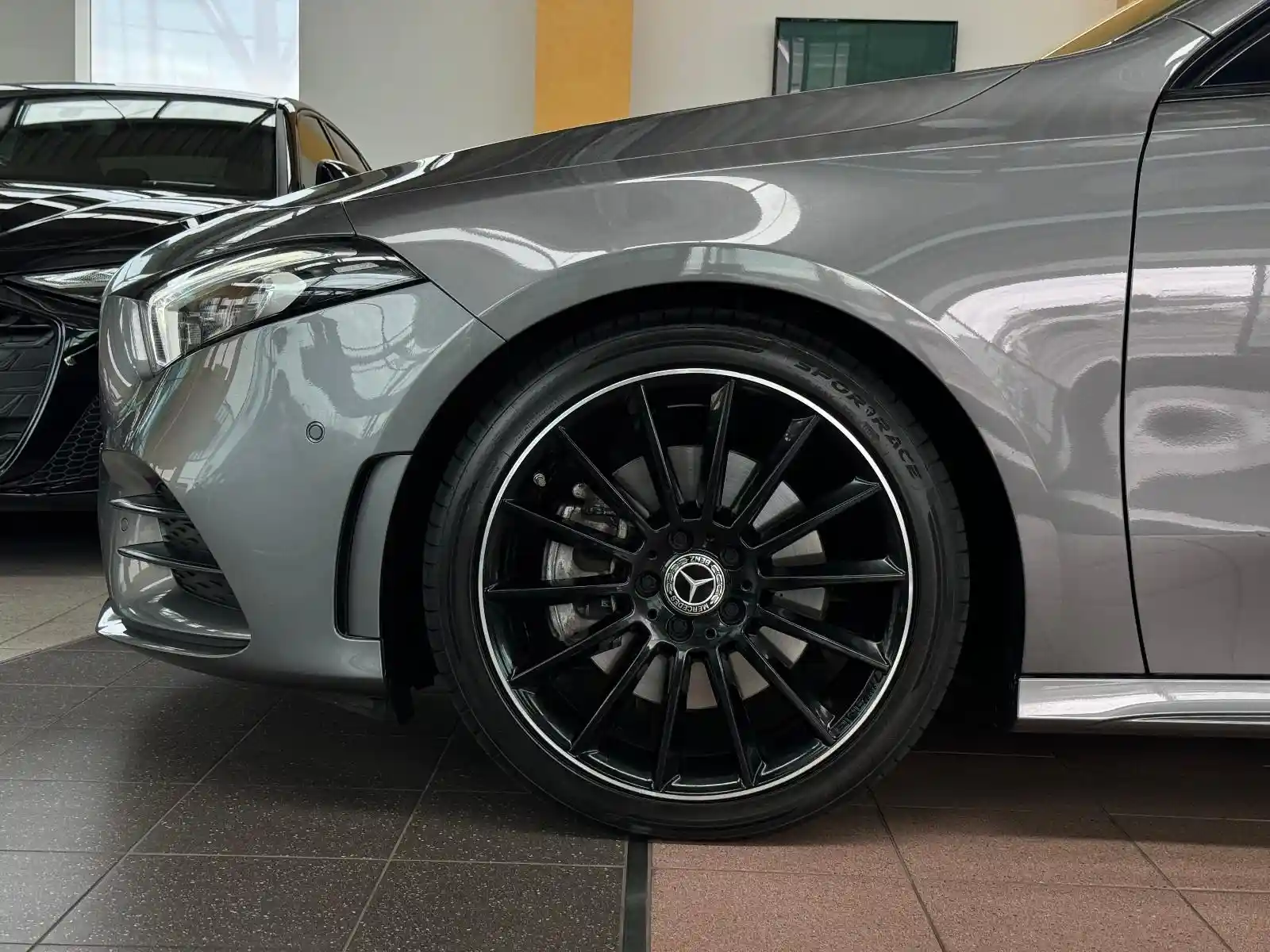 Mercedes-Benz A 250