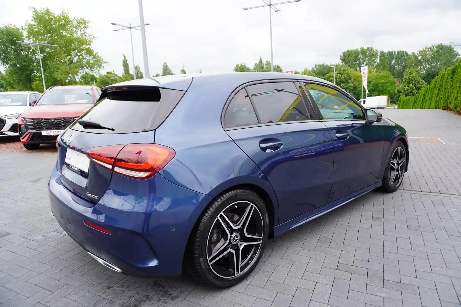 Mercedes-Benz A 220