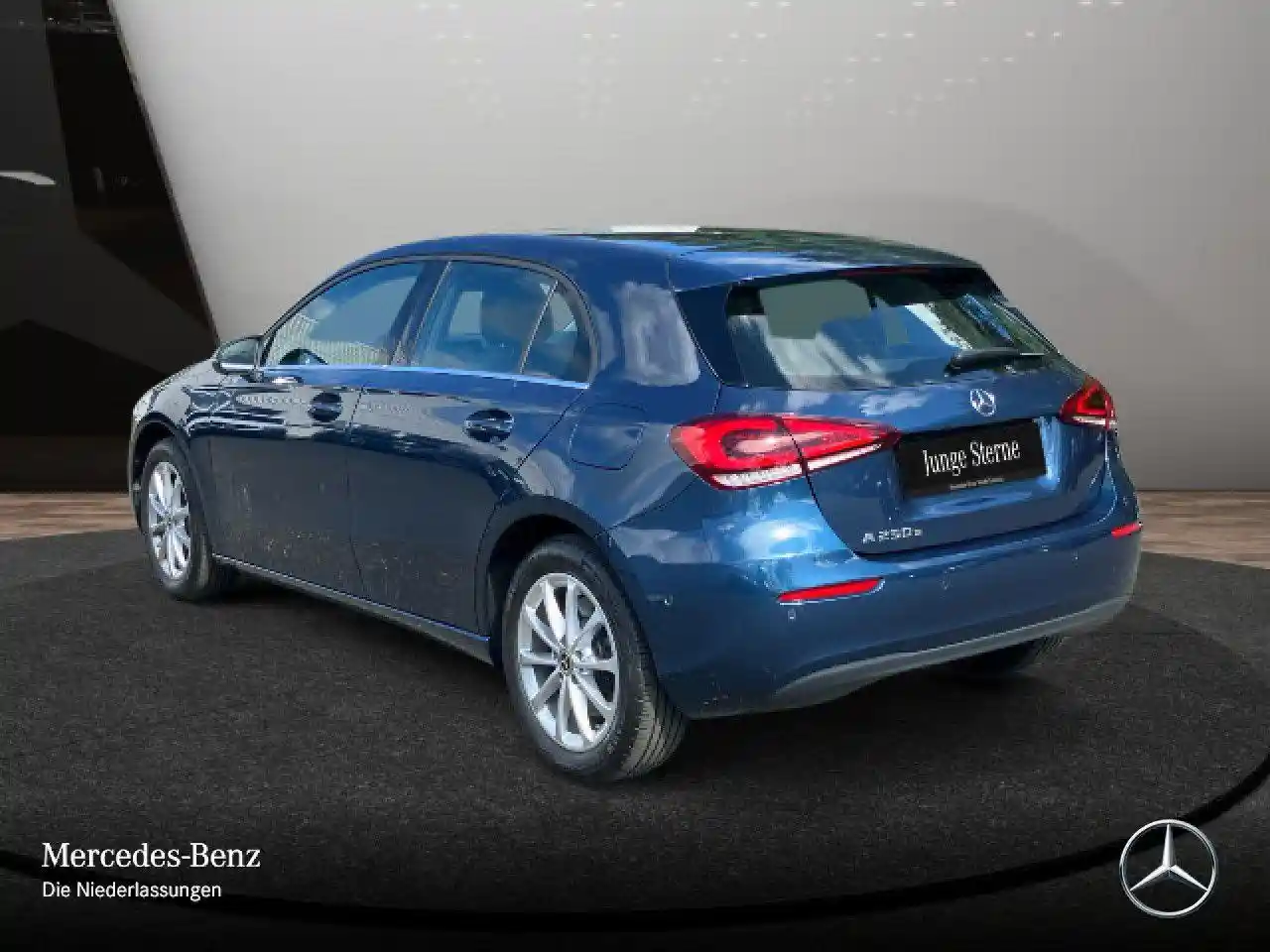 Mercedes-Benz A 250