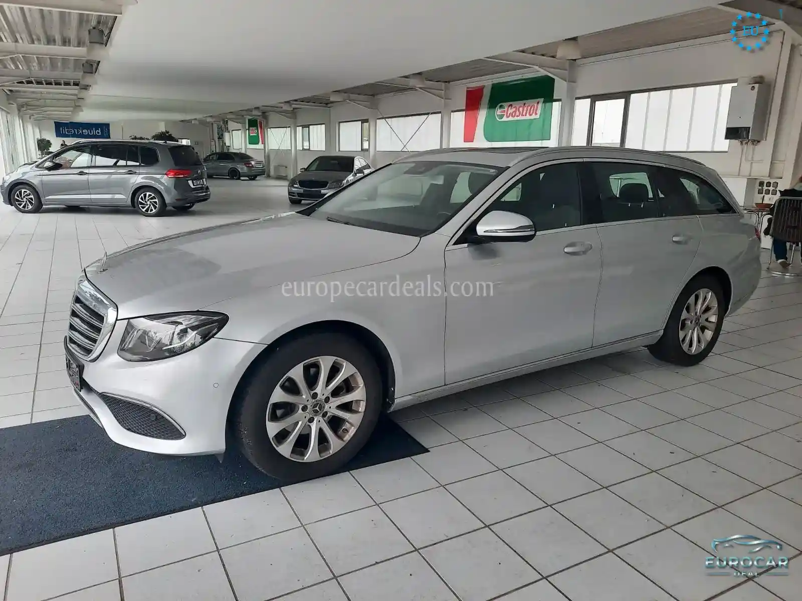 Mercedes-Benz E 200