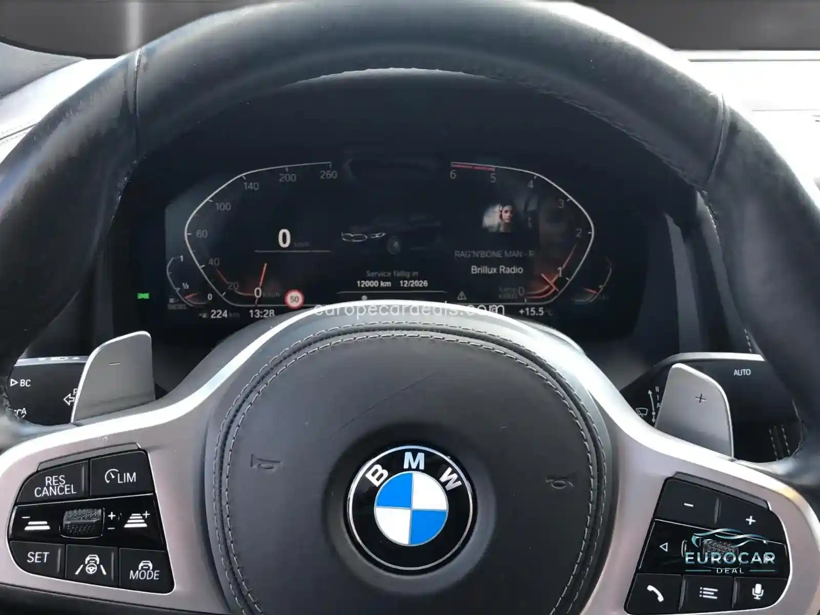 BMW 840