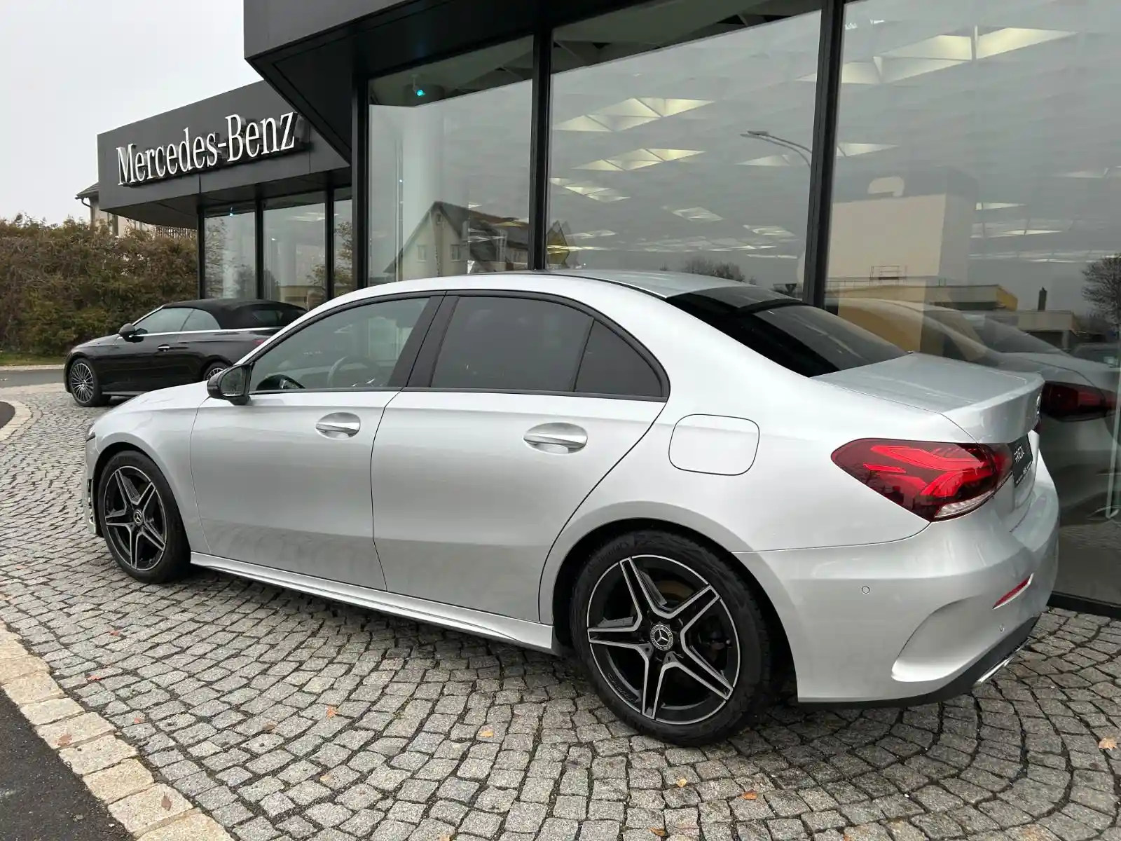 Mercedes-Benz A 200