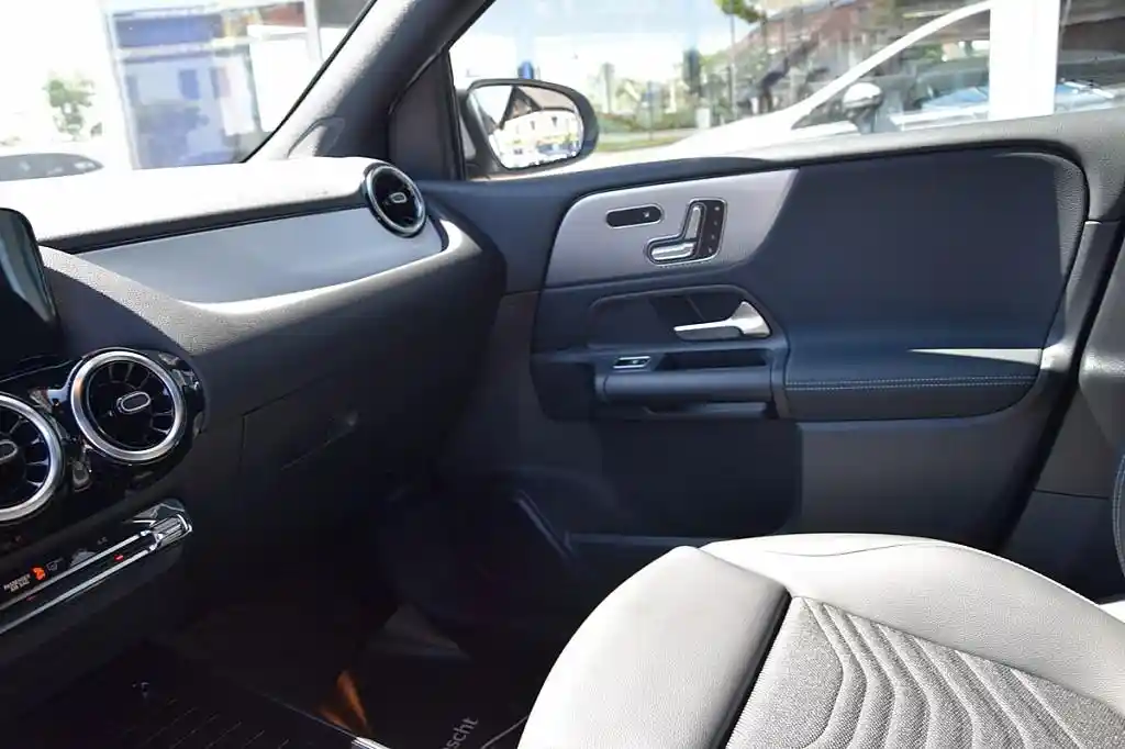 Mercedes-Benz B 250