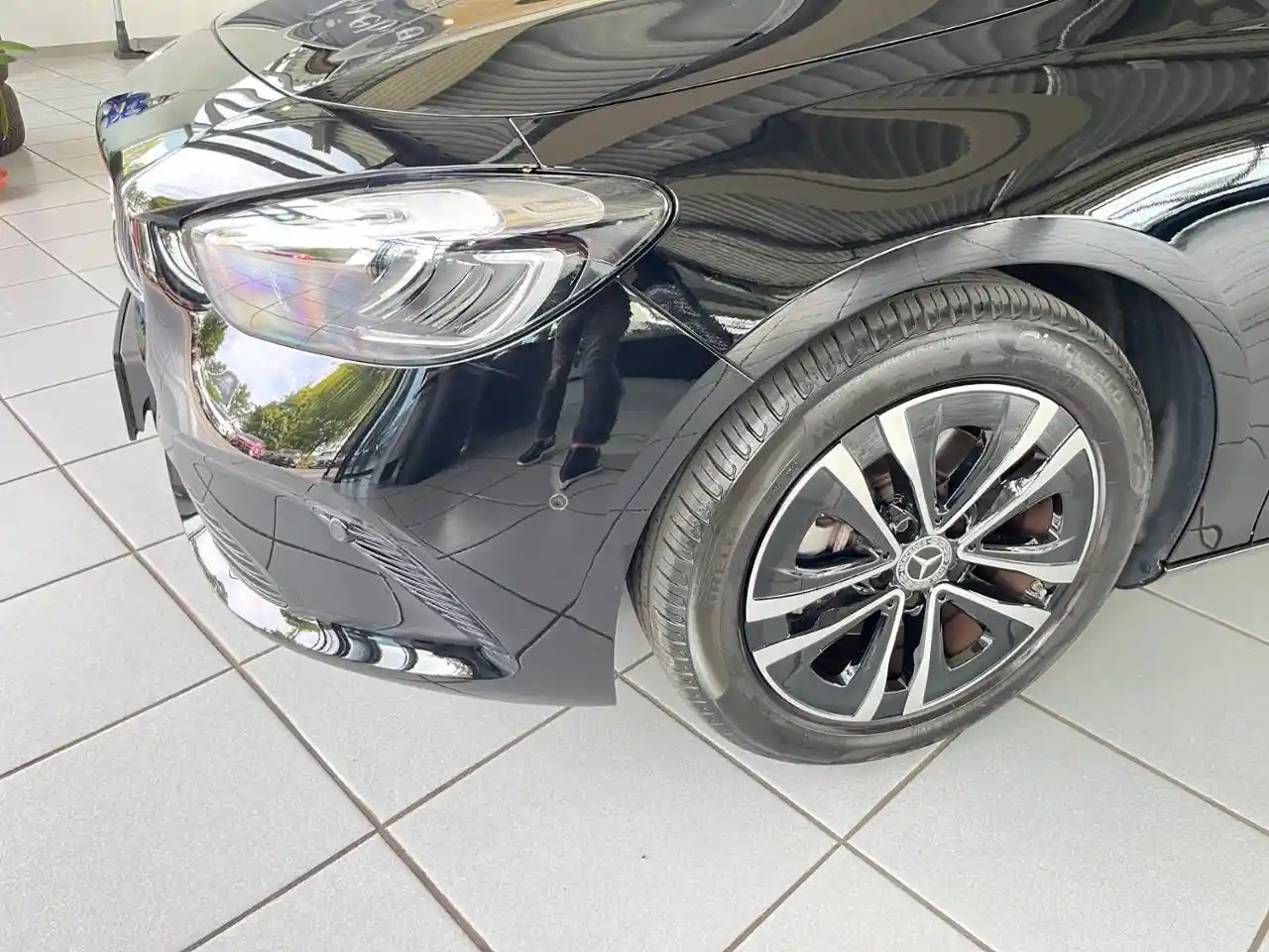 Mercedes-Benz B 200