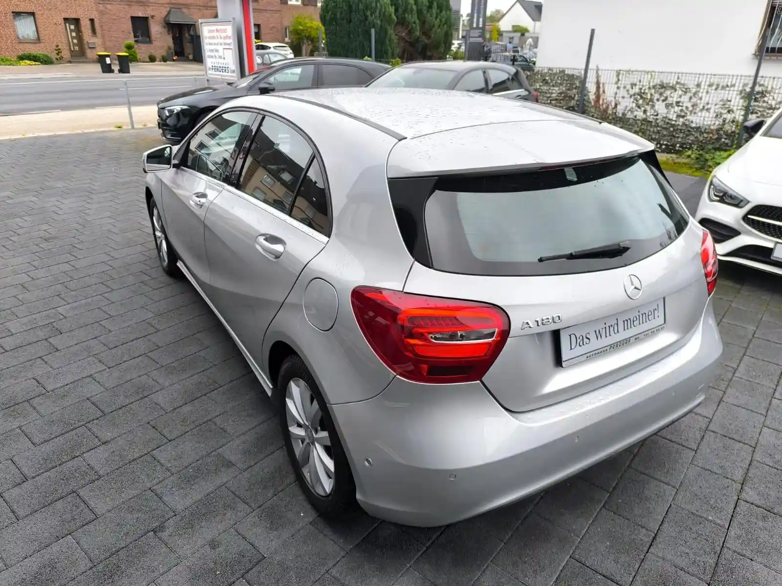 Mercedes-Benz A 180