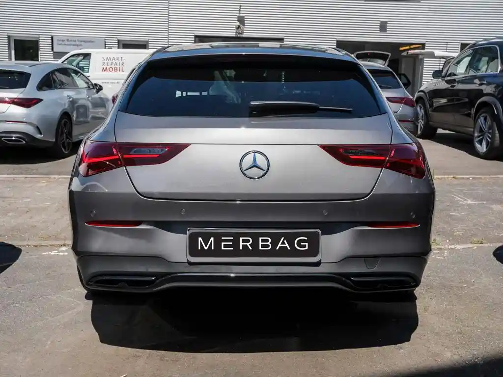 Mercedes-Benz CLA 180 Shooting Brake