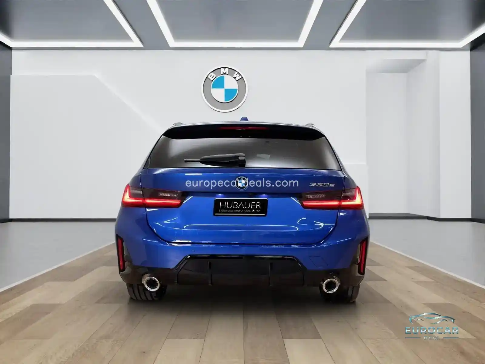 BMW 330
