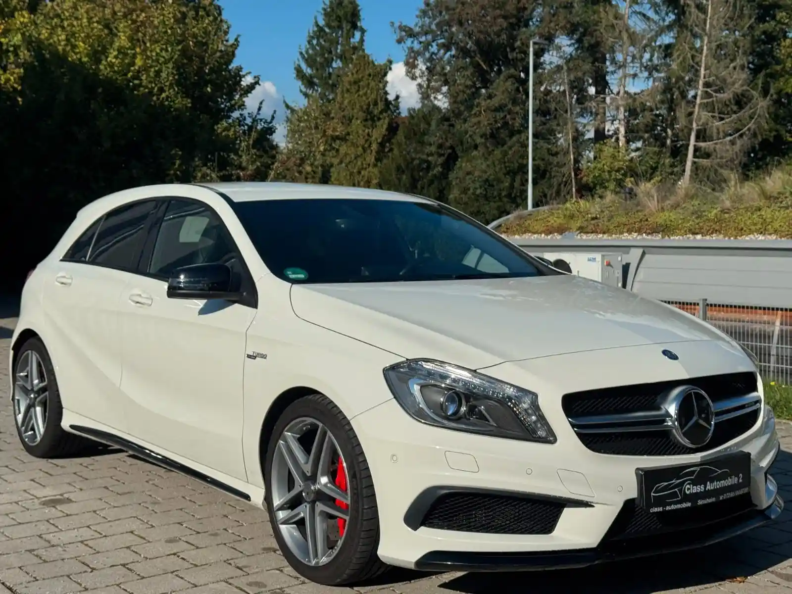 Mercedes-Benz A 45 AMG