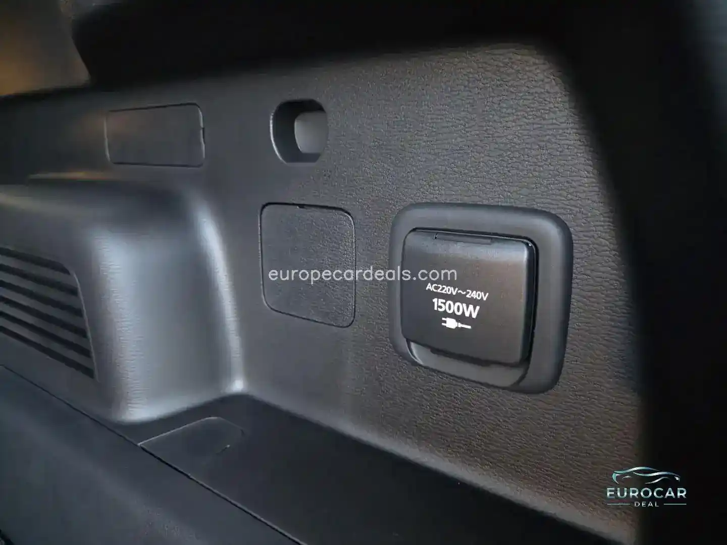 Mitsubishi Plug-in Hybrid Outlander