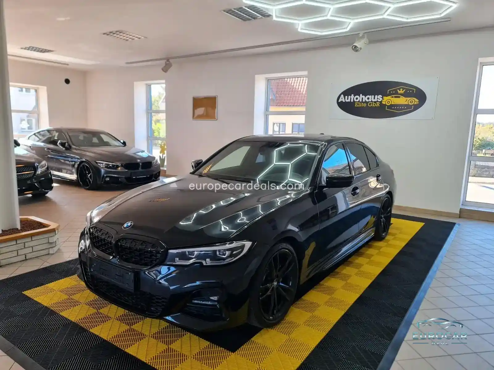 BMW 330