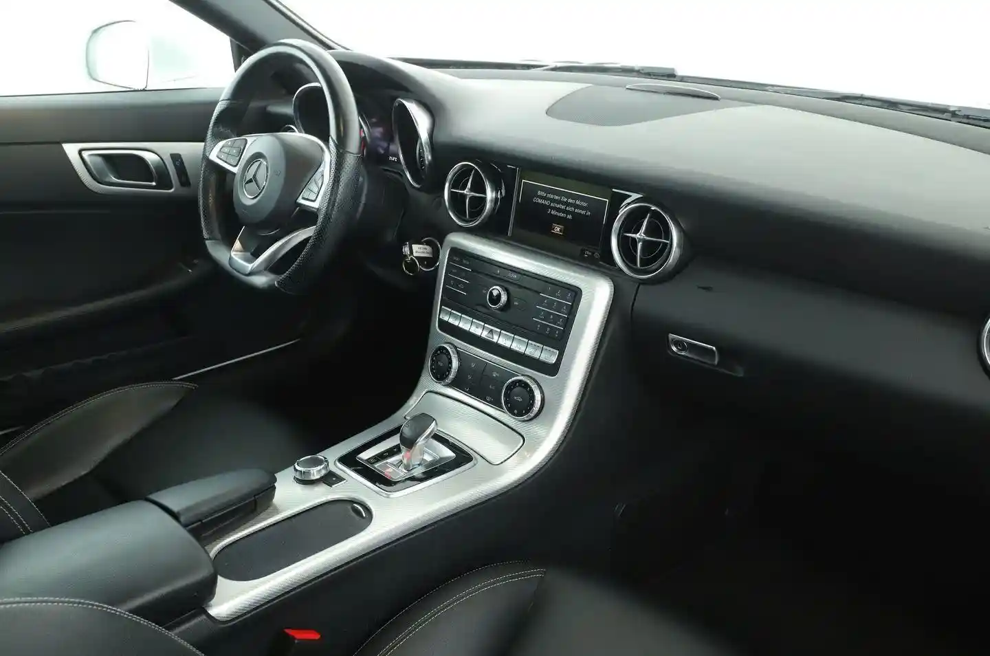 Mercedes-Benz SLC 200