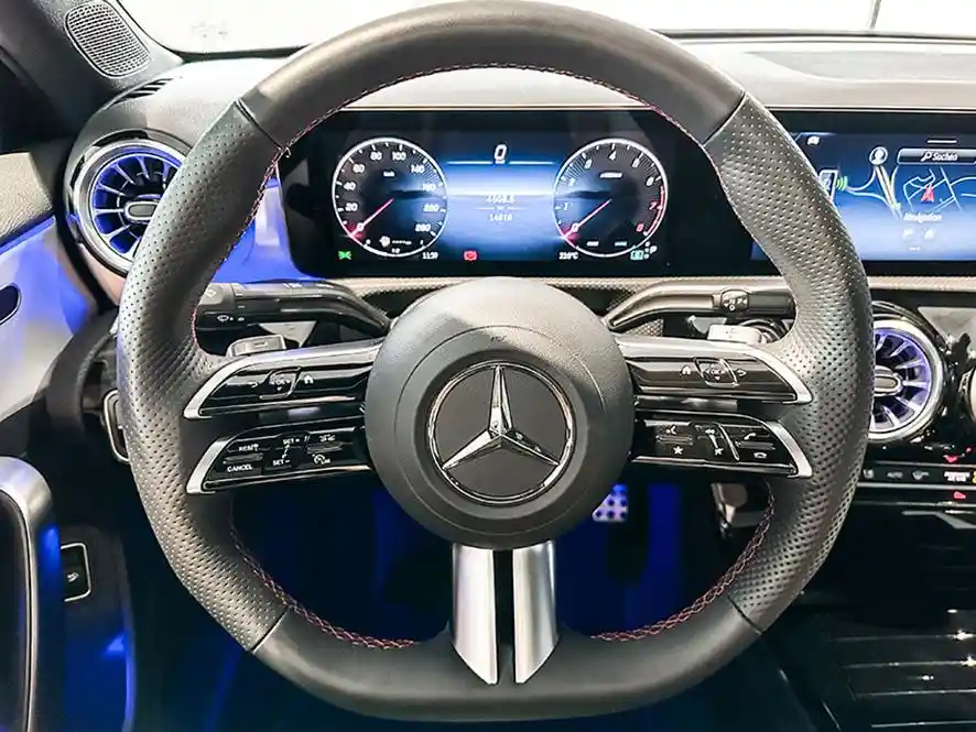 Mercedes-Benz A 200