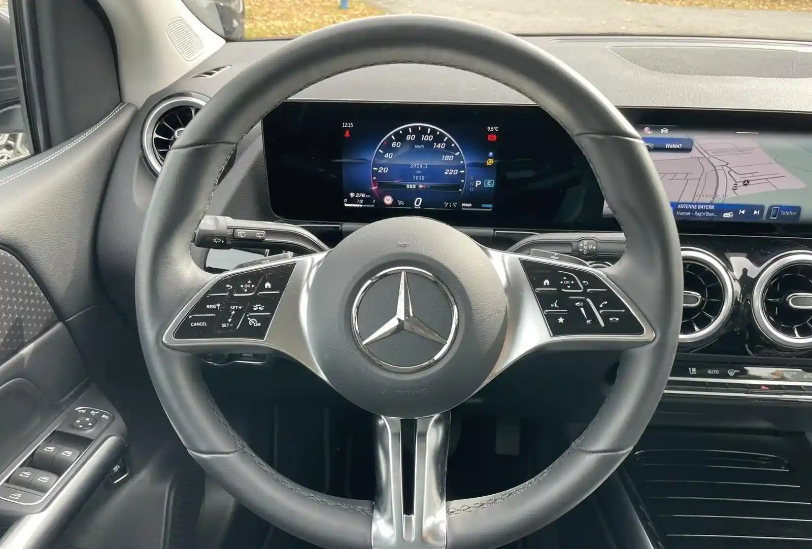 Mercedes-Benz B 200