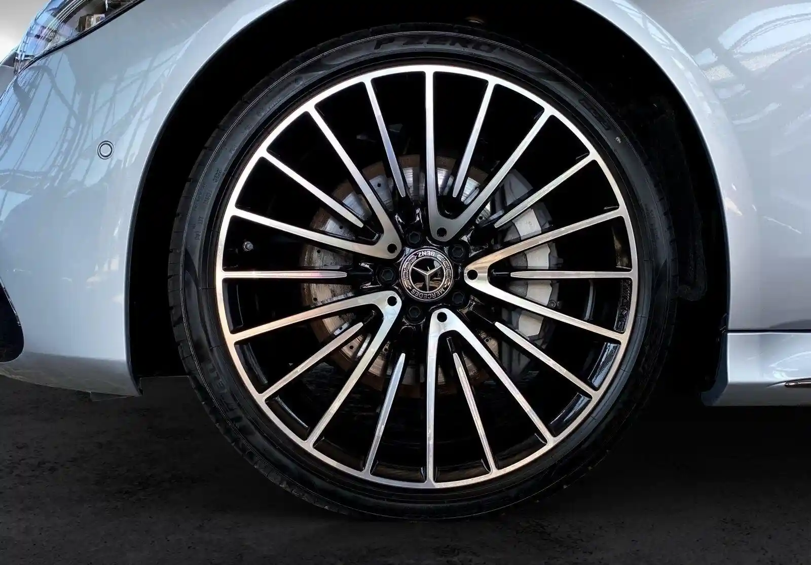 Mercedes-Benz S 580