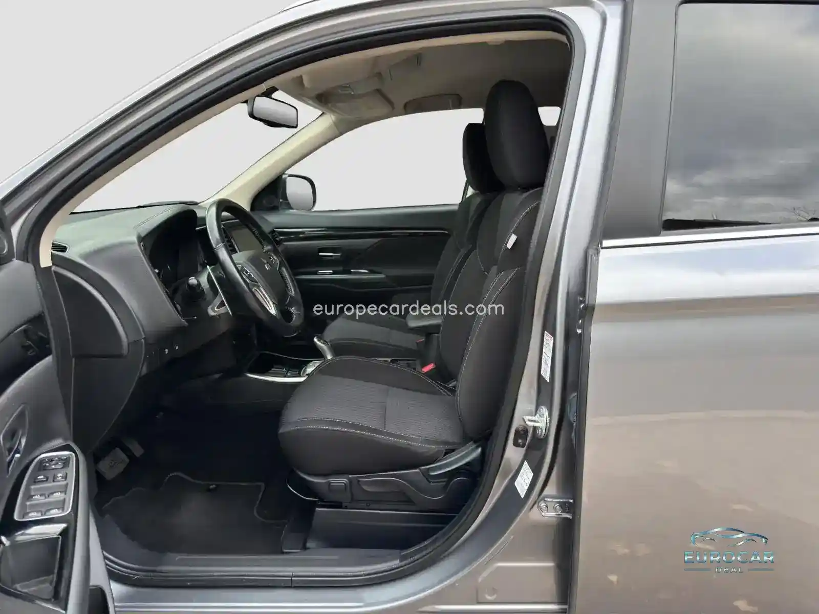 Mitsubishi Plug-in Hybrid Outlander