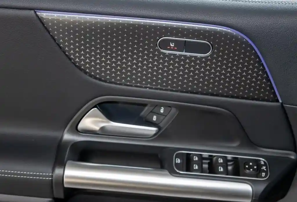 Mercedes-Benz B 220