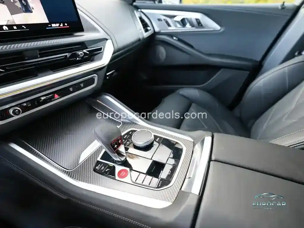 BMW XM