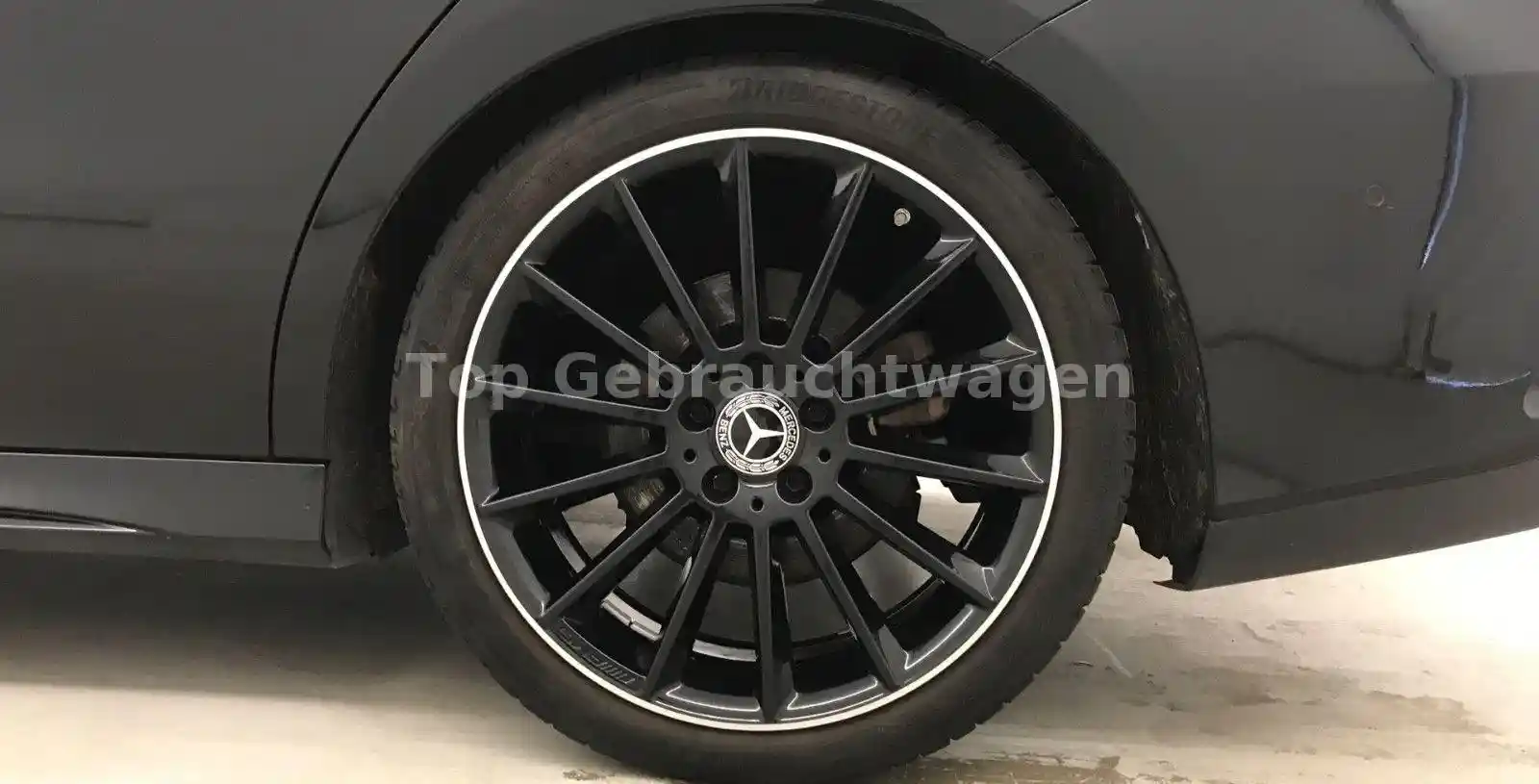 Mercedes-Benz CLA 200 Shooting Brake