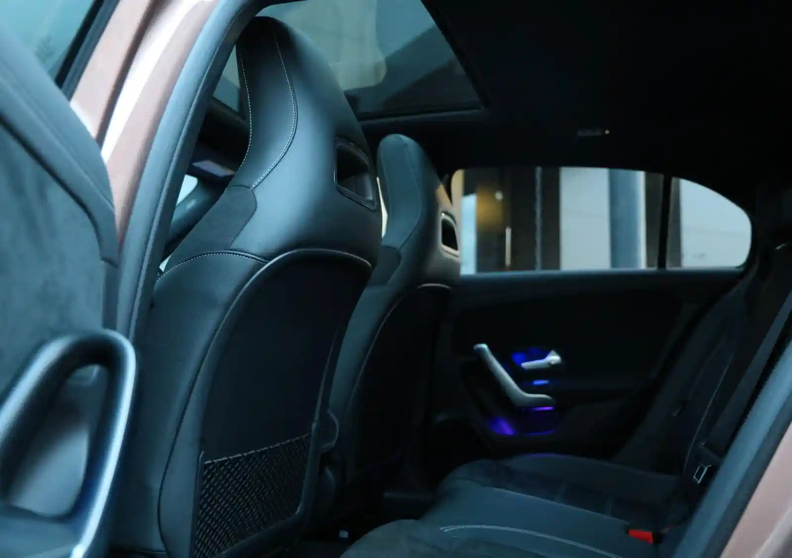 Mercedes-Benz A 220