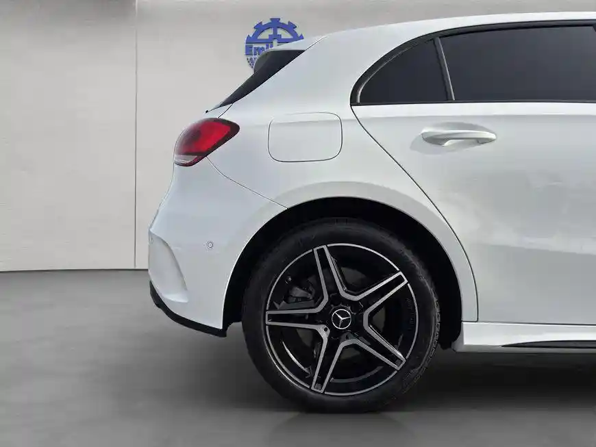 Mercedes-Benz A 250