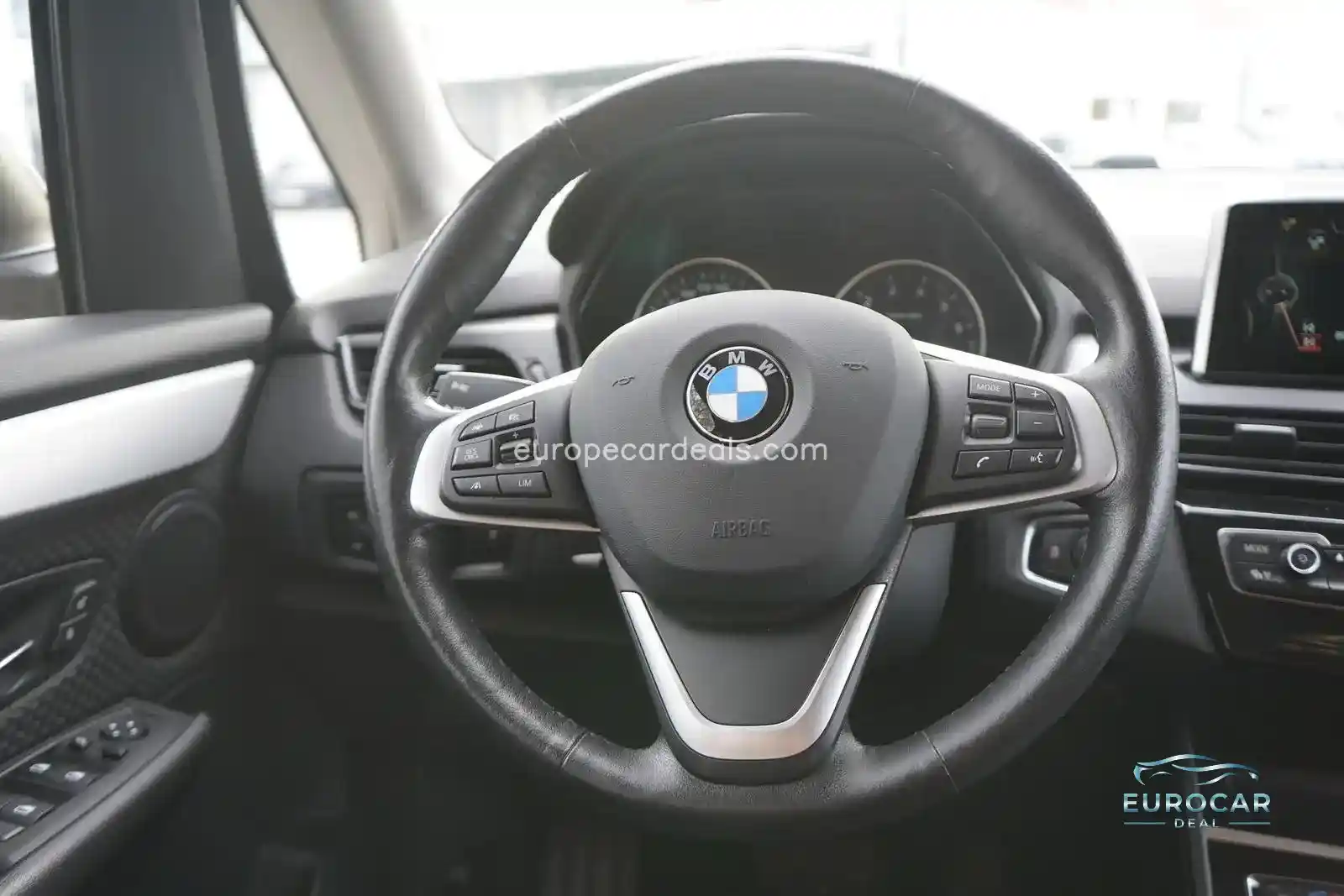 BMW 218