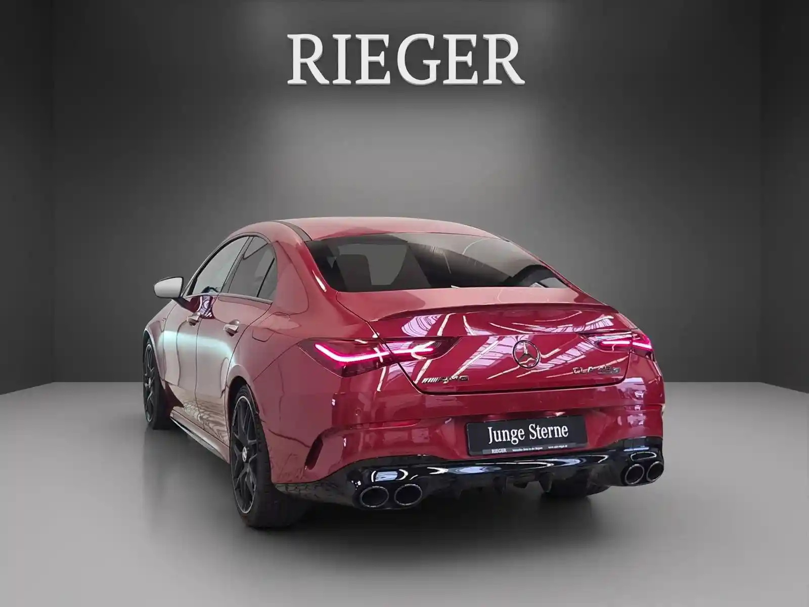 Mercedes-Benz CLA 45 AMG