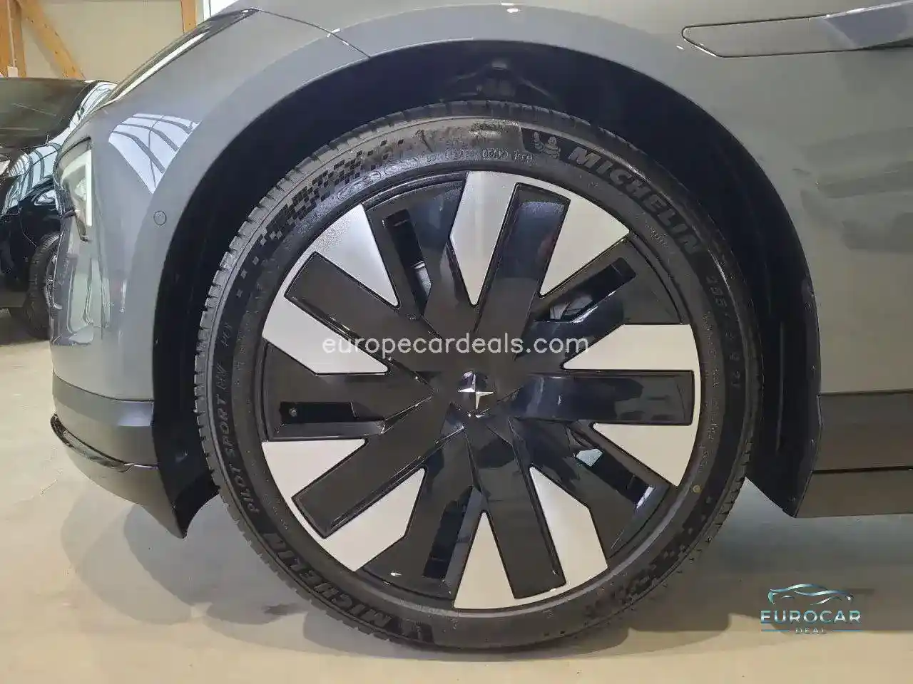 Polestar 4
