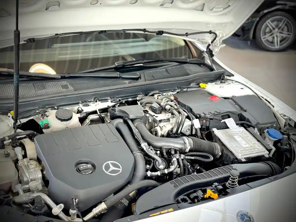 Mercedes-Benz A 250