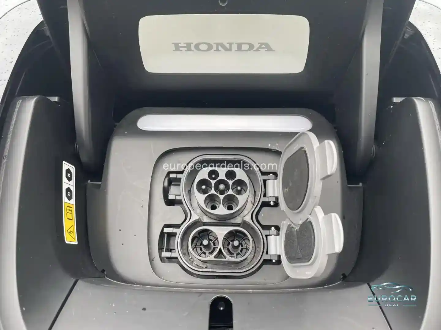 Honda e