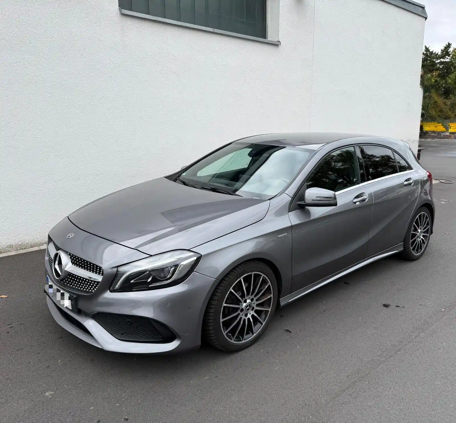 Mercedes-Benz A 180
