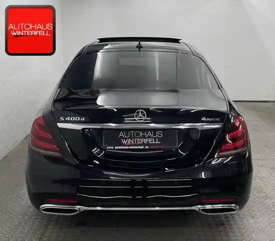 Mercedes-Benz S 400