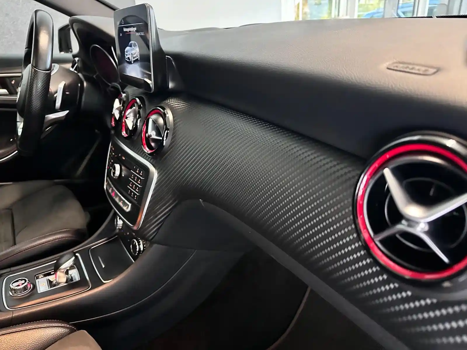 Mercedes-Benz A 45 AMG