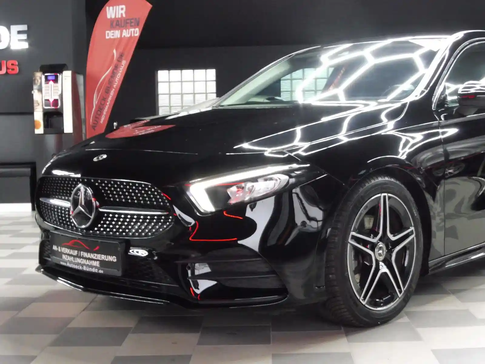 Mercedes-Benz A 200