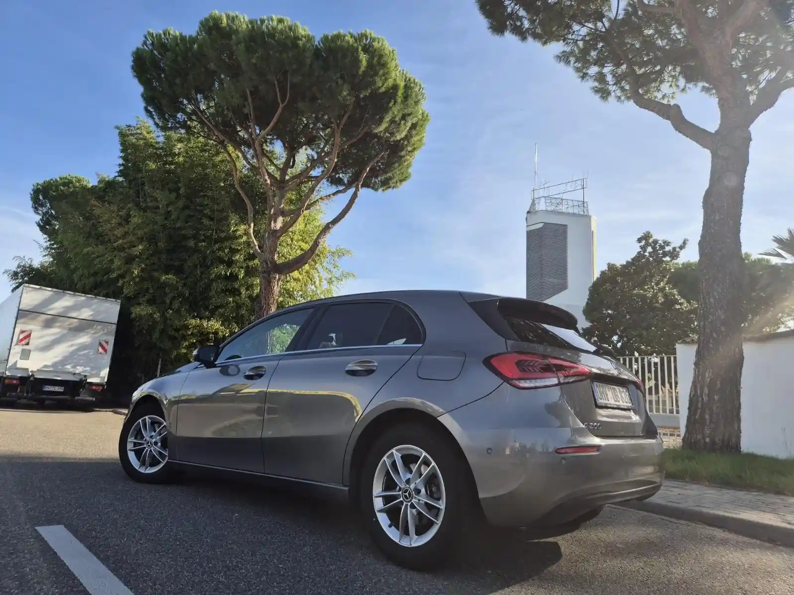 Mercedes-Benz A 200