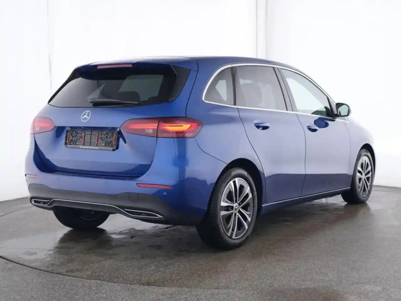 Mercedes-Benz B 200