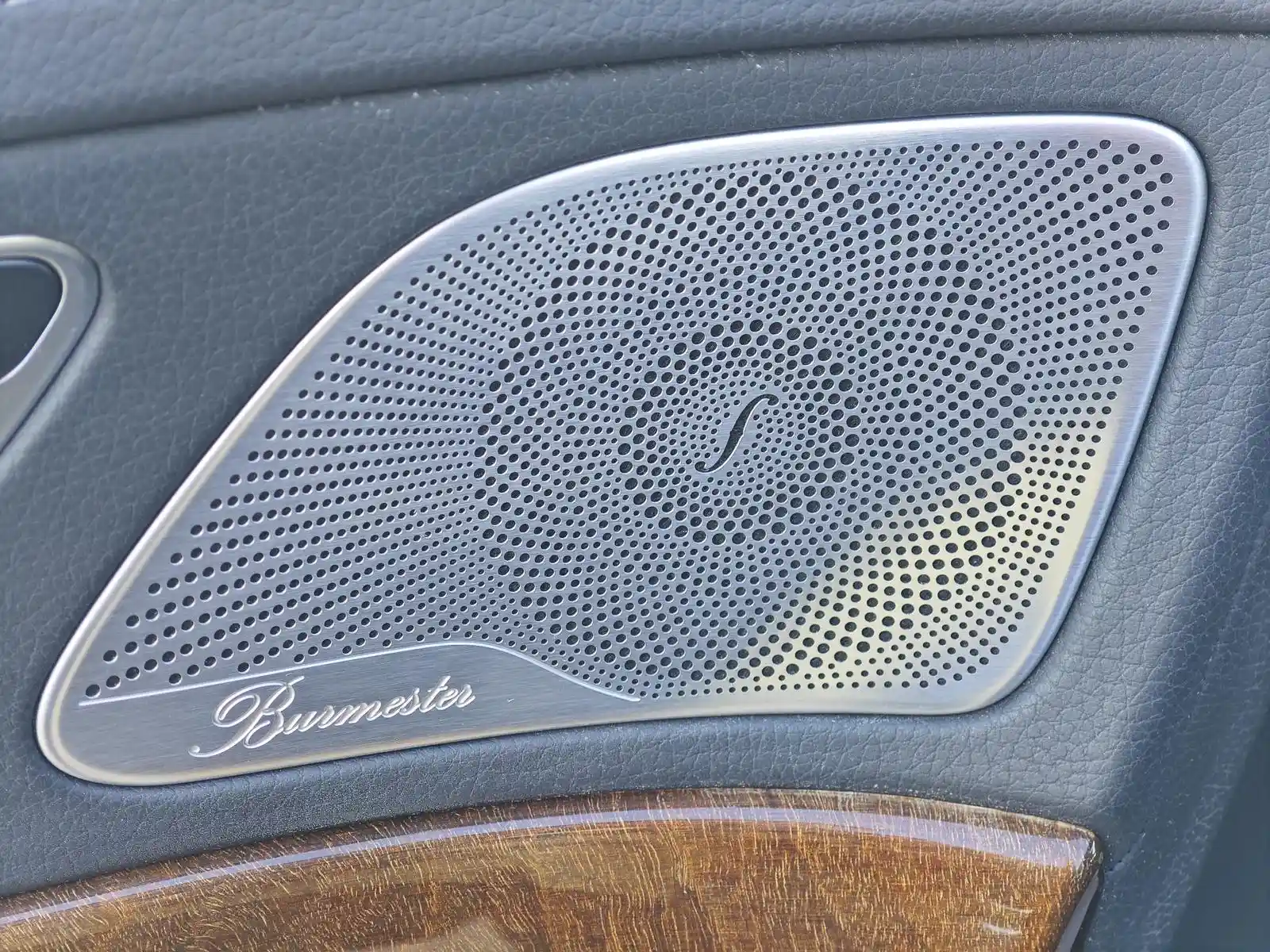 Mercedes-Benz S 500