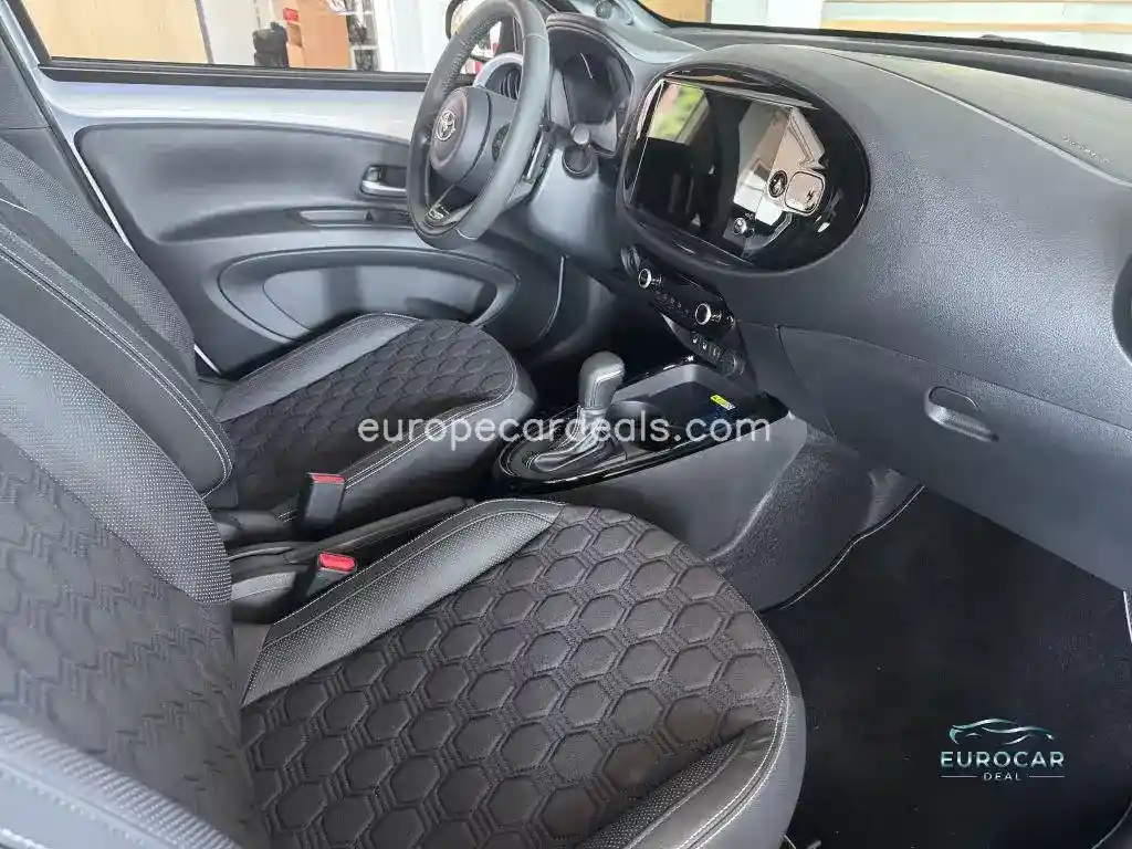 Toyota Aygo (X)