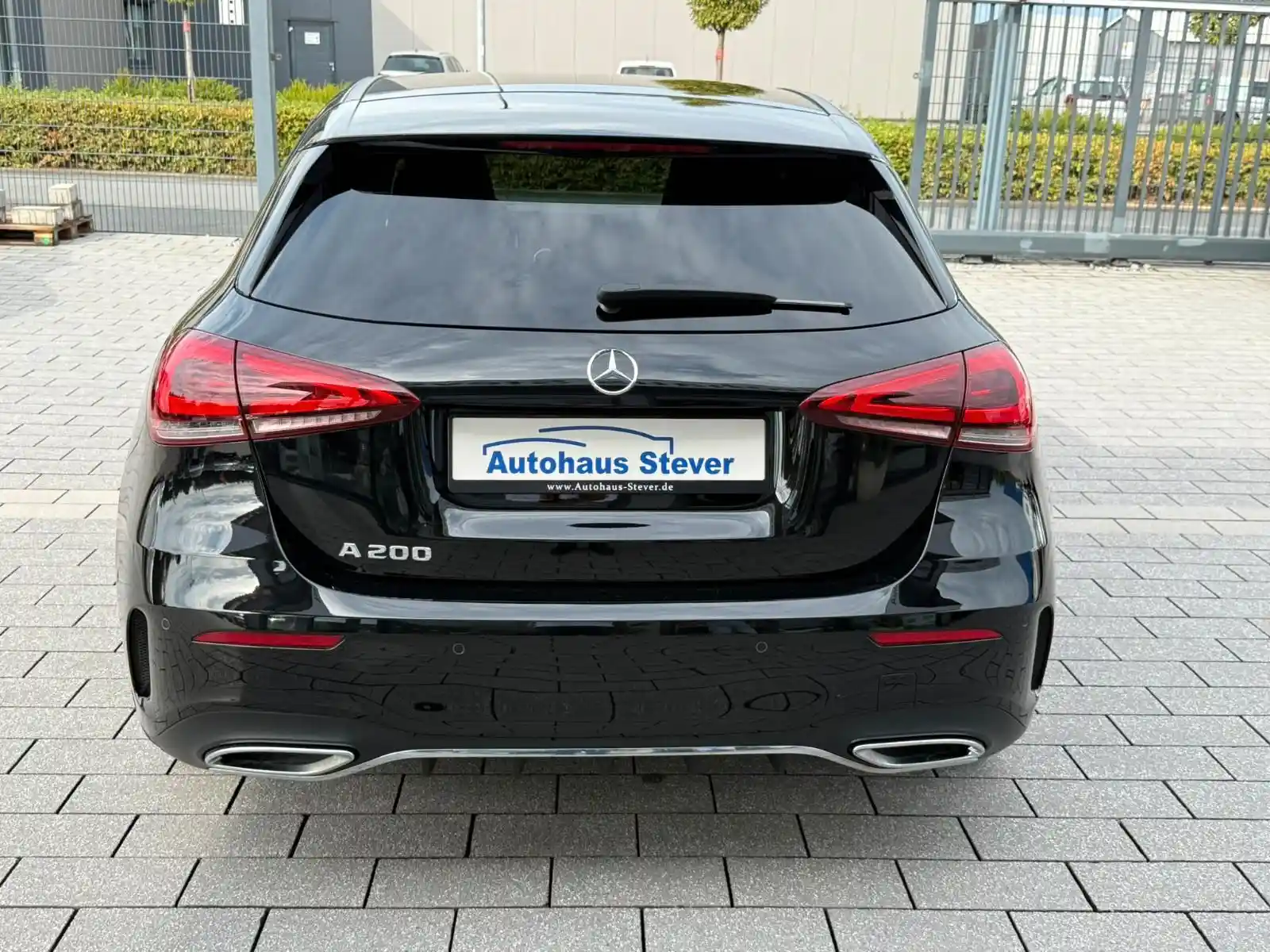 Mercedes-Benz A 200