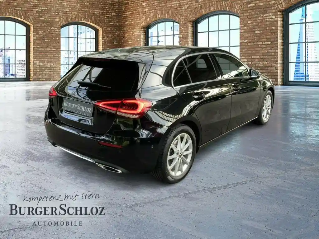 Mercedes-Benz A 220