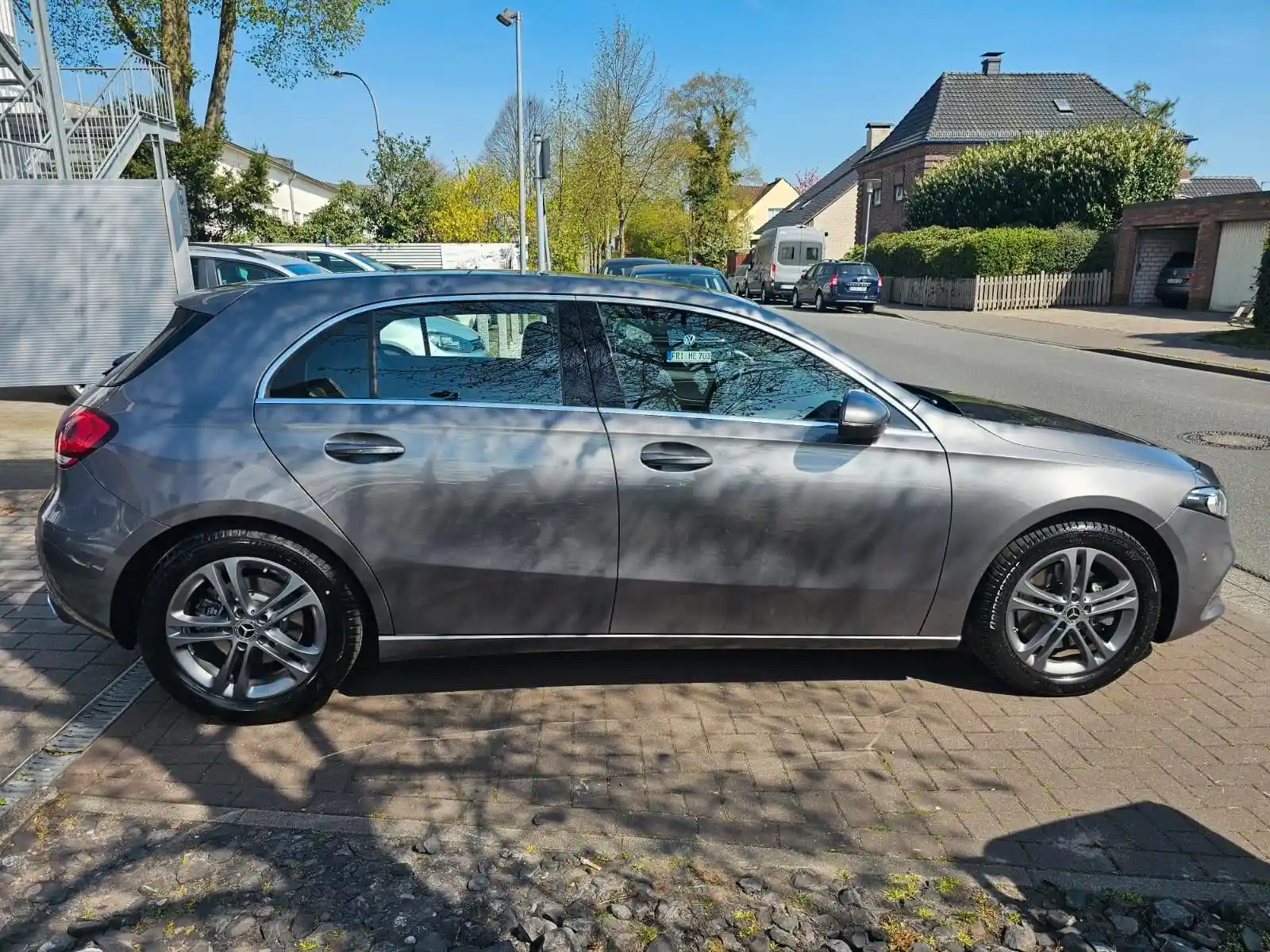 Mercedes-Benz A 220