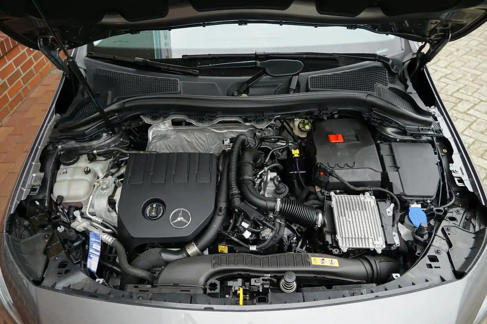 Mercedes-Benz B 200