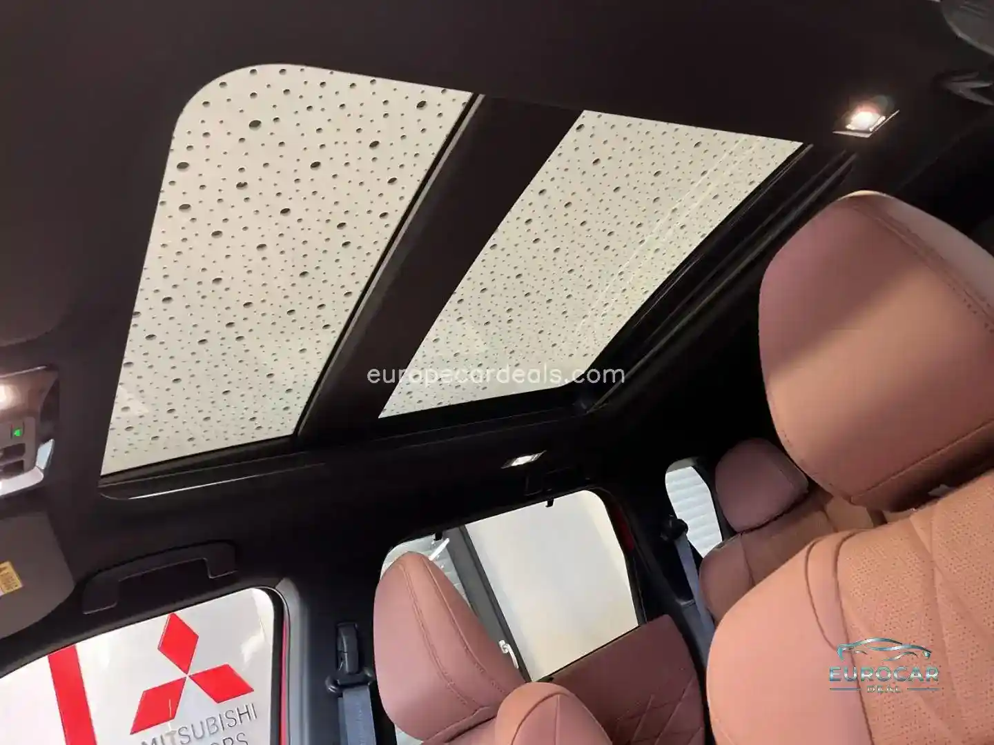 Mitsubishi Plug-in Hybrid Outlander