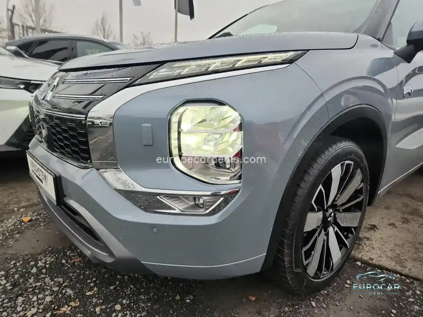 Mitsubishi Plug-in Hybrid Outlander