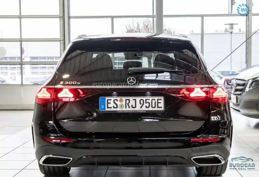 Mercedes-Benz E 300