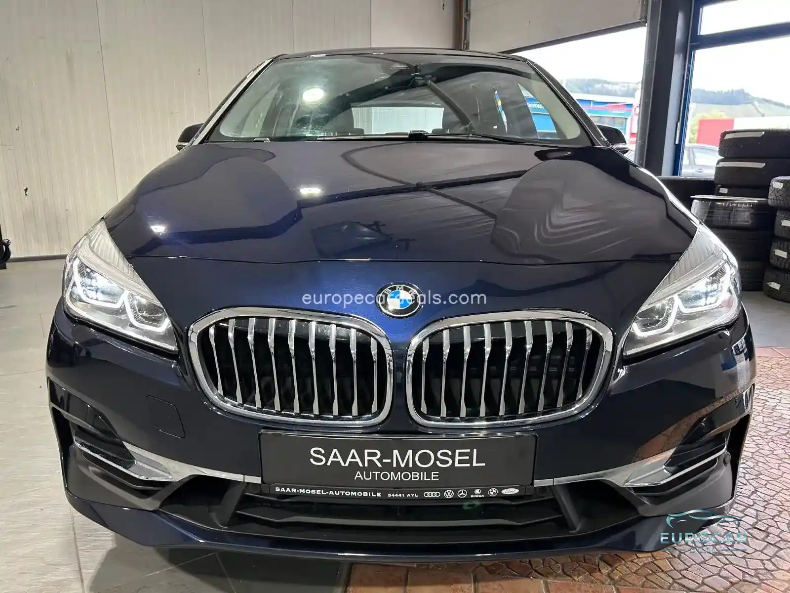 BMW 218